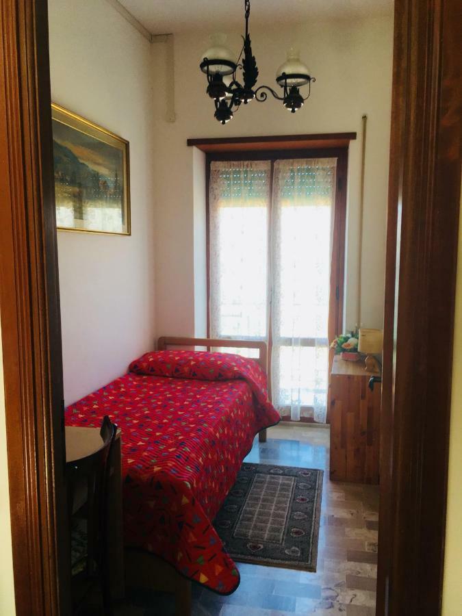 Appartamento Di Giuseppe Sonnino Exterior foto